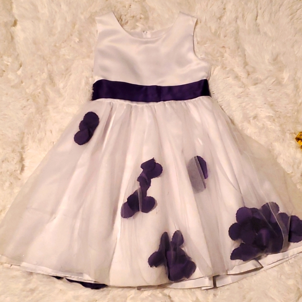 Formal girl's dress